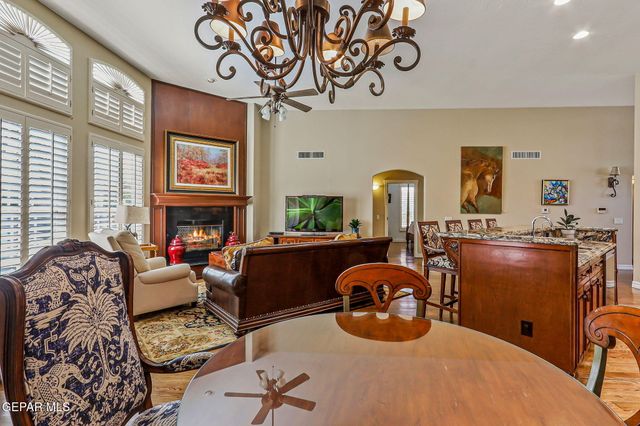 6616 Wind Ridge Drive, El Paso, TX 79912