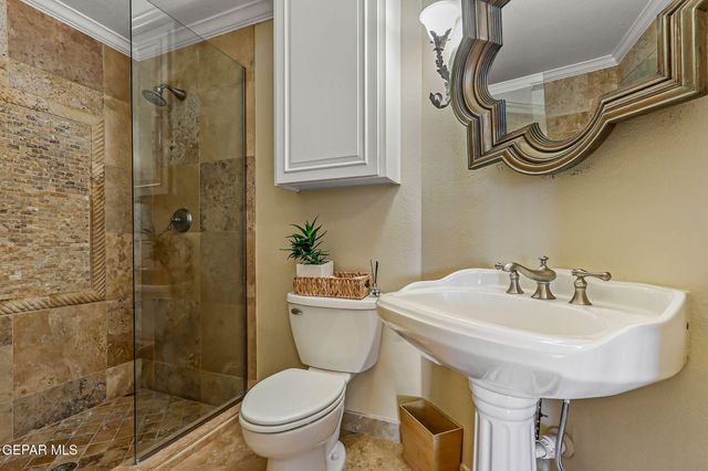 6616 Wind Ridge Drive, El Paso, TX 79912