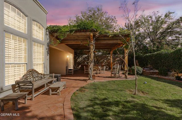 6616 Wind Ridge Drive, El Paso, TX 79912