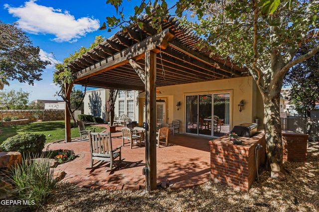 6616 Wind Ridge Drive, El Paso, TX 79912