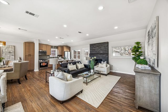 6709 Belford Drive, Dallas, TX 75214