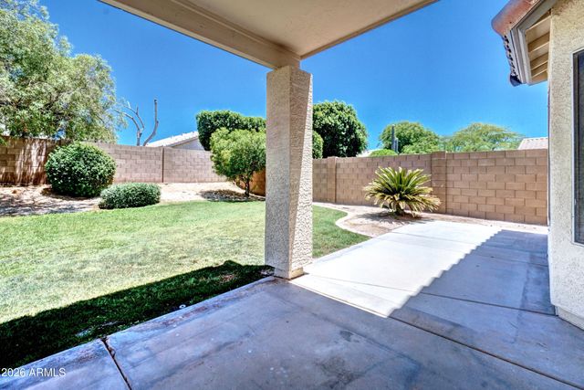 4402 E DESERT WIND Drive, Phoenix, AZ 85044