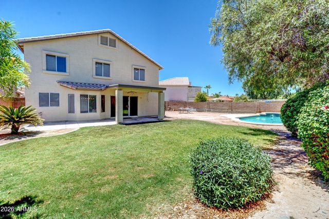 4402 E DESERT WIND Drive, Phoenix, AZ 85044