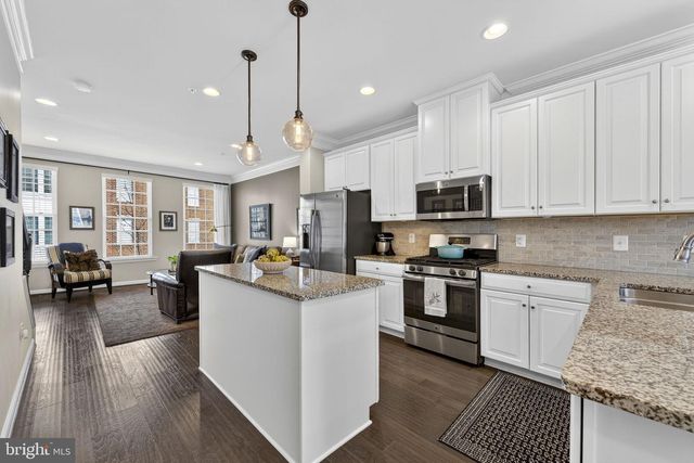 459 HAUPT SQ SE, Leesburg, VA 20175