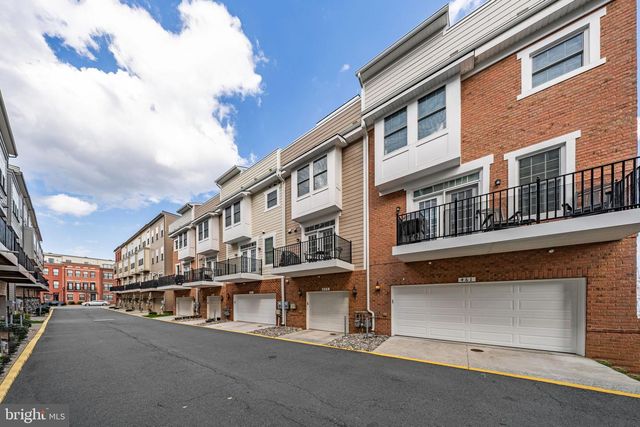 459 HAUPT SQ SE, Leesburg, VA 20175
