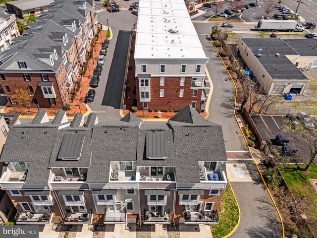 459 HAUPT SQ SE, Leesburg, VA 20175