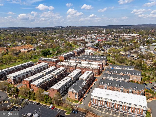 459 HAUPT SQ SE, Leesburg, VA 20175