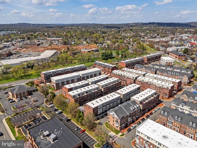 459 HAUPT SQ SE, Leesburg, VA 20175