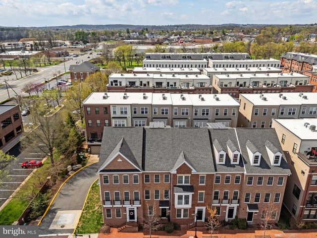459 HAUPT SQ SE, Leesburg, VA 20175