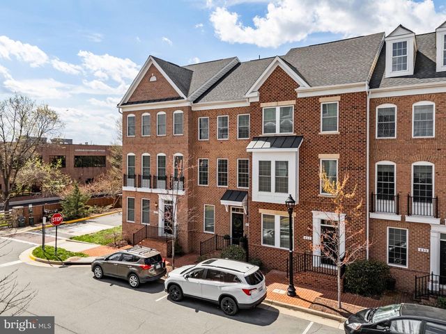 459 HAUPT SQ SE, Leesburg, VA 20175