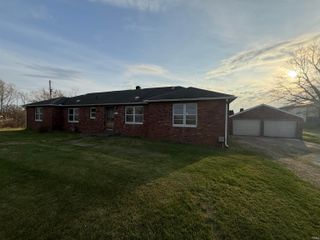 2755 S Main Street Road, Vincennes, IN 47591