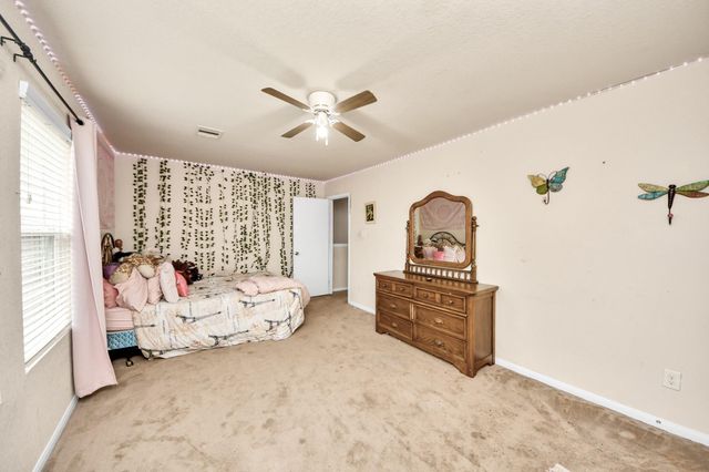 15422 Meandering Post Trail, Houston, TX 77044