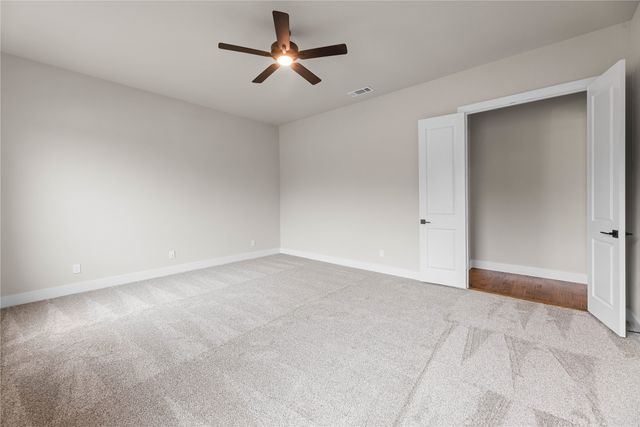 1010 Julian Drive, Van Alstyne, TX 75495