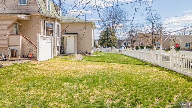 1228 Overlook Avenue, Teaneck, NJ 07666