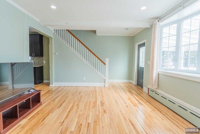 1228 Overlook Avenue, Teaneck, NJ 07666