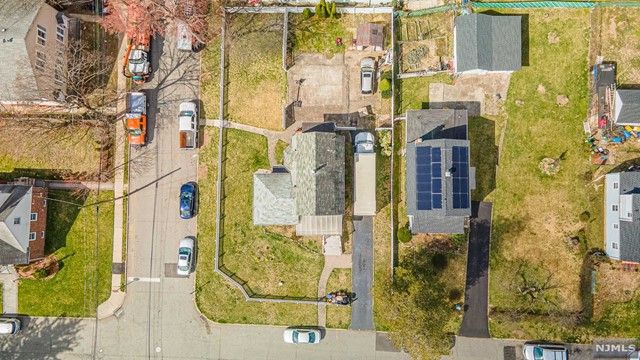 1228 Overlook Avenue, Teaneck, NJ 07666