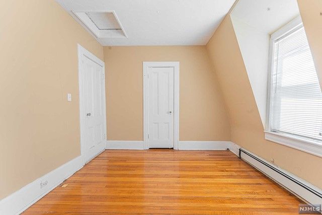 1228 Overlook Avenue, Teaneck, NJ 07666