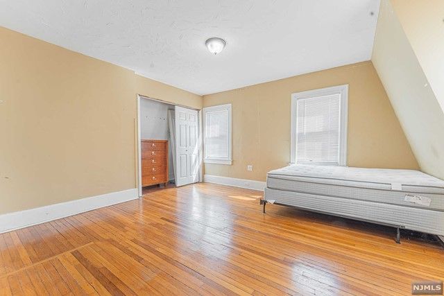 1228 Overlook Avenue, Teaneck, NJ 07666