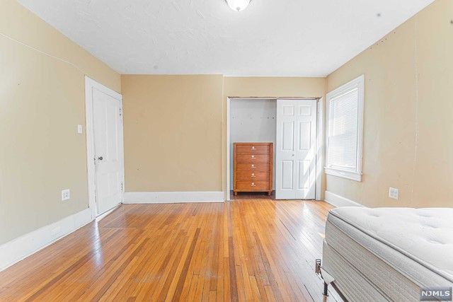 1228 Overlook Avenue, Teaneck, NJ 07666