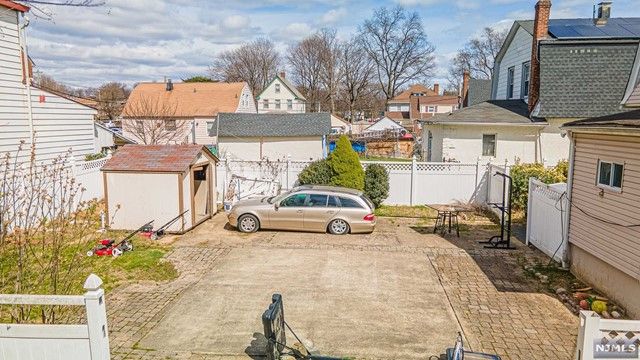 1228 Overlook Avenue, Teaneck, NJ 07666