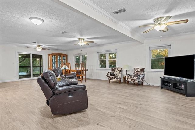 603 Shady Glen Drive, Anahuac, TX 77514