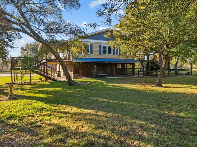 603 Shady Glen Drive, Anahuac, TX 77514