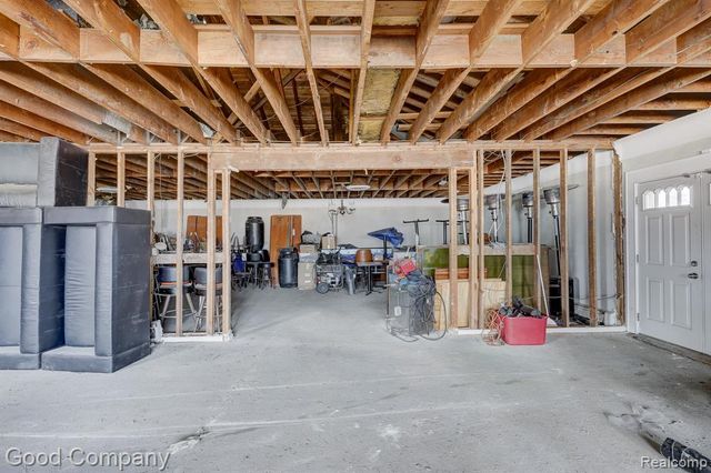 23919 John R Road, Hazel Park, MI 48030