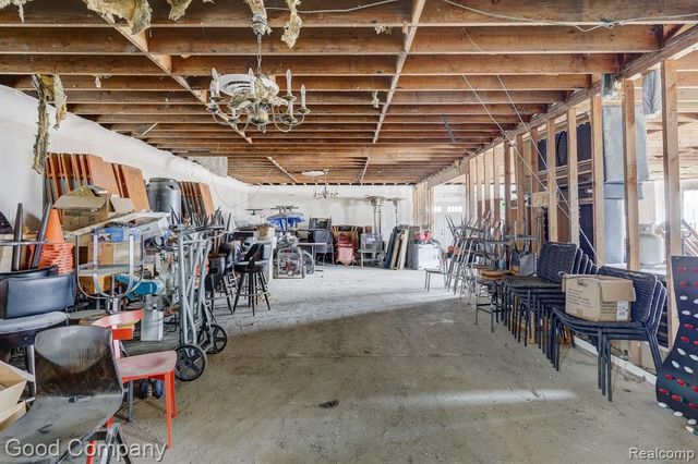 23919 John R Road, Hazel Park, MI 48030
