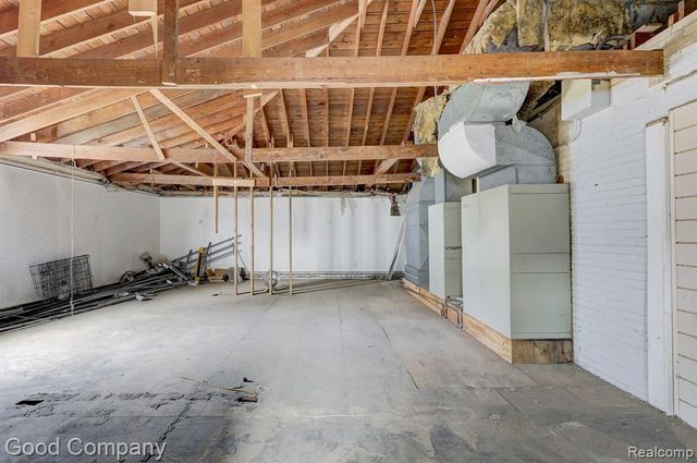 23919 John R Road, Hazel Park, MI 48030