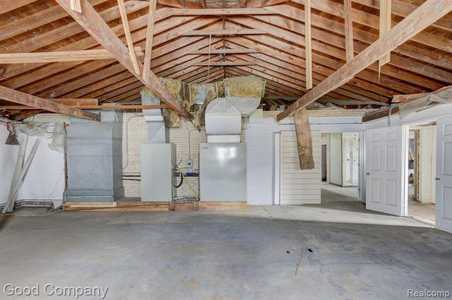 23919 John R Road, Hazel Park, MI 48030