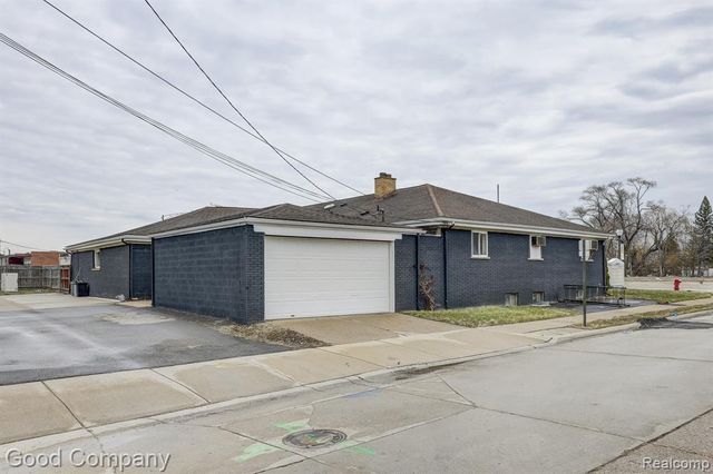 23919 John R Road, Hazel Park, MI 48030