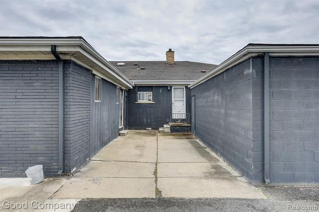 23919 John R Road, Hazel Park, MI 48030