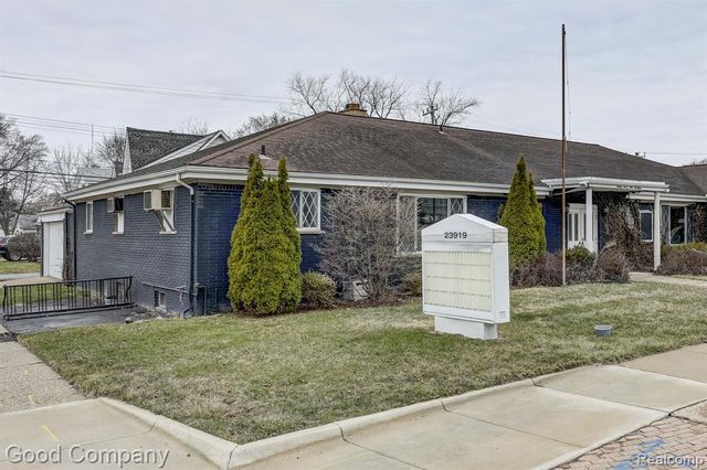 23919 John R Road, Hazel Park, MI 48030