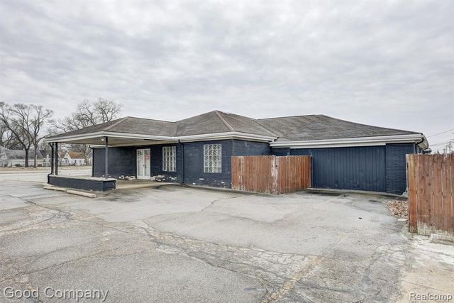 23919 John R Road, Hazel Park, MI 48030