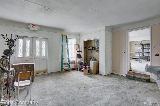 23919 John R Road, Hazel Park, MI 48030