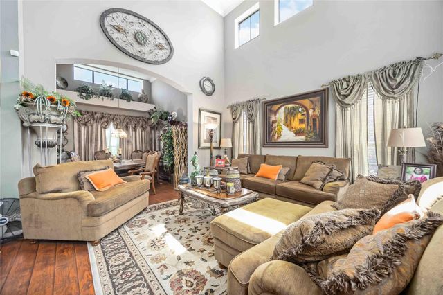 602 Beverly Circle, Stafford, TX 77477