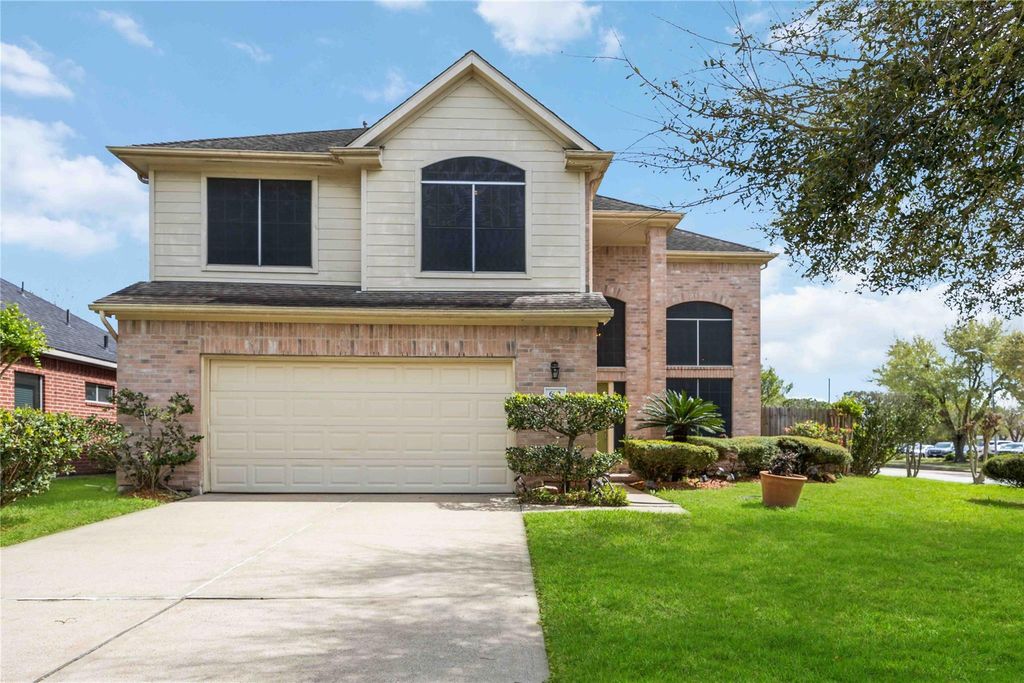 602 Beverly Circle, Stafford, TX 77477