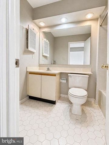982 YACHTSMAN WAY, Annapolis, MD 21403