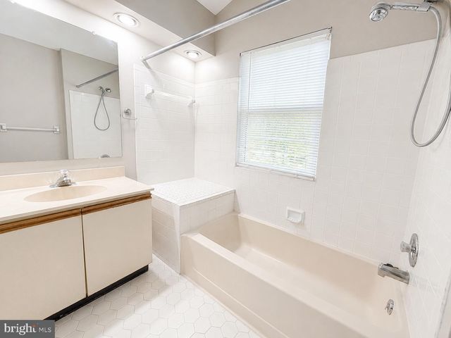 982 YACHTSMAN WAY, Annapolis, MD 21403