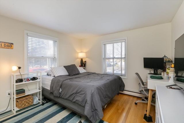 45 Cross St 19, Medford, MA 02155