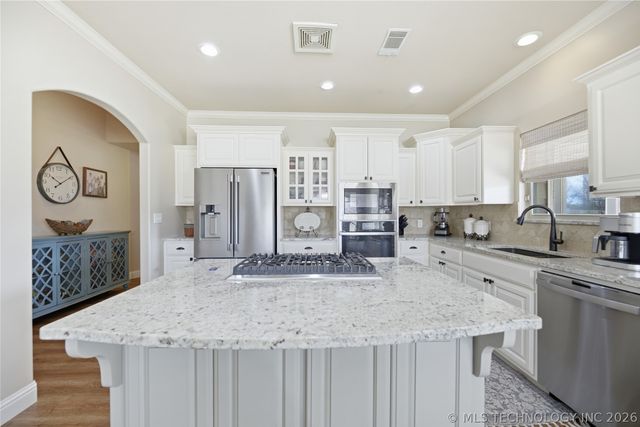 18522 E 79th Street N, Owasso, OK 74055