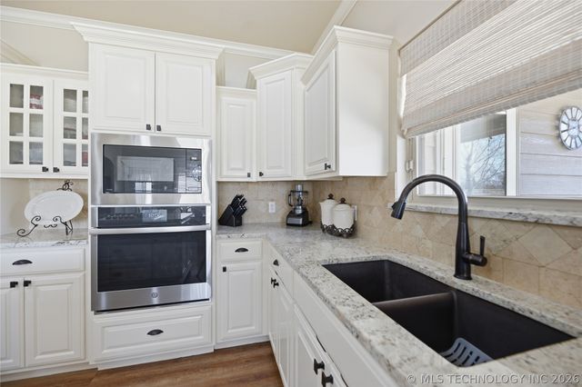 18522 E 79th Street N, Owasso, OK 74055