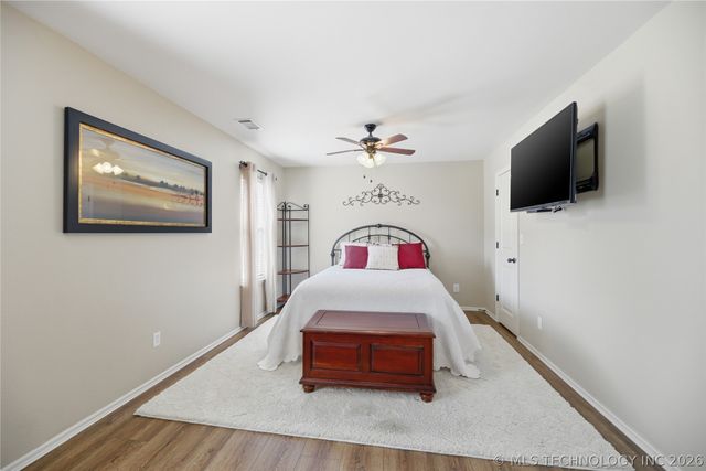 18522 E 79th Street N, Owasso, OK 74055