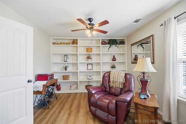 18522 E 79th Street N, Owasso, OK 74055