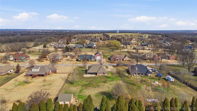 18522 E 79th Street N, Owasso, OK 74055