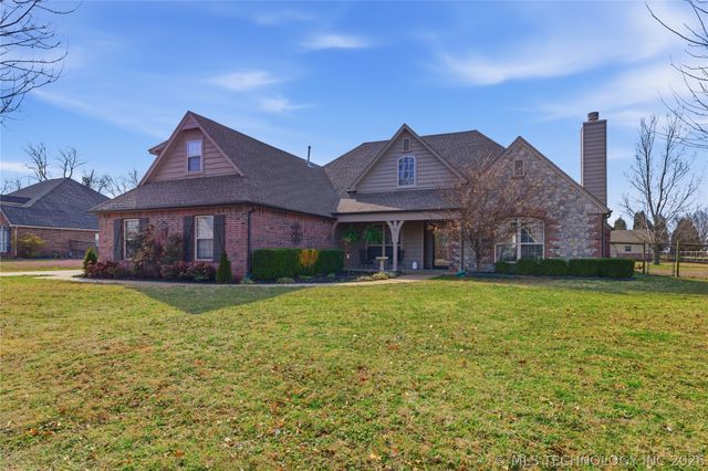 18522 E 79th Street N, Owasso, OK 74055