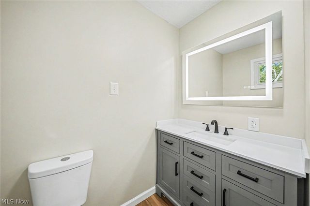 2360 Trailard Drive, Willoughby Hills, OH 44094