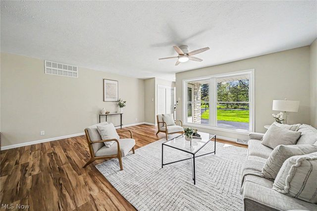 2360 Trailard Drive, Willoughby Hills, OH 44094