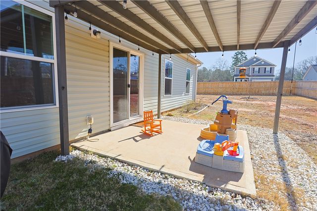 198 Sunny Point Loop, Central, SC 29630