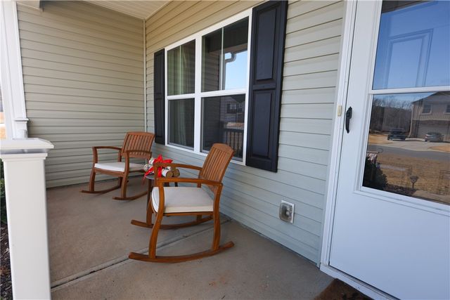 198 Sunny Point Loop, Central, SC 29630